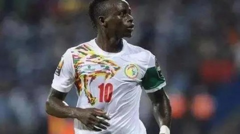 世预赛波兰2-0客胜立陶宛，希曼斯基传射莱万破门