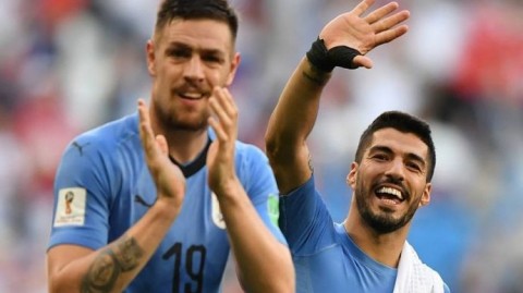 葡萄牙2-0乌拉圭：B席双响，新帅首秀开门红