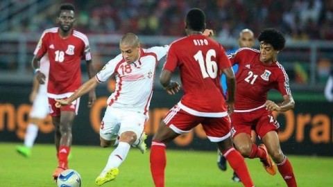 世界杯G组首轮-凯恩补时双响绝杀，英格兰2-1险胜突尼斯