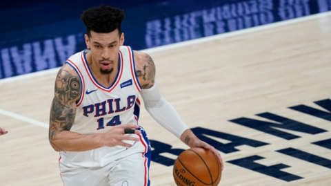 2026赛季76人球员名单全览：三巨头重金豪赌，费城能否冲出附加赛梦魇？