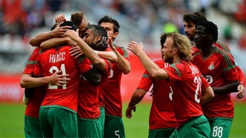 【独家视角】4·13欧联与克甲双线战报：阿斯塔纳战曼联死守功亏一篑，萨格勒布迪纳摩客场横扫稳居榜首