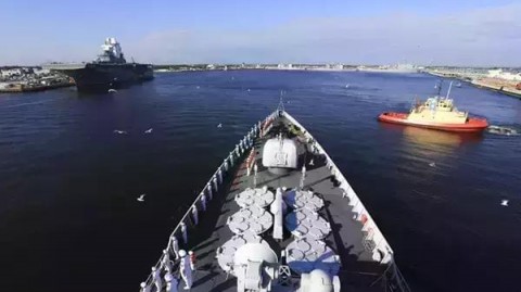 墨尔本骑士3-0墨尔本港鲨鱼：闪电开局定胜局，骑士捍卫德比统治力